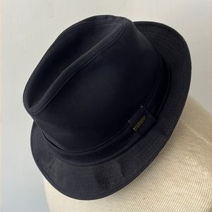 Stetson Mens hat measures 23” inside rim